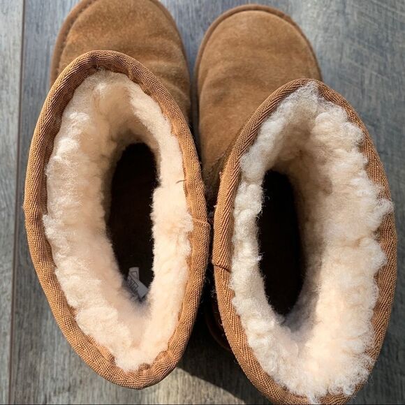Koolaburra by UGG Koola Short Boots Chestnut Brown Suede and Faux Fur - Picture 5 of 8